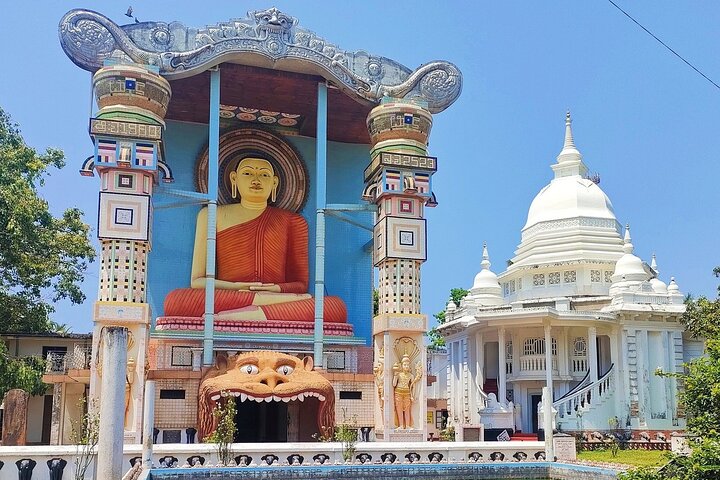 Angurukaramulla Temple